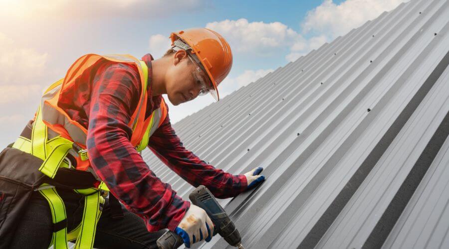 GAF certified roofer in Crescent City, IL